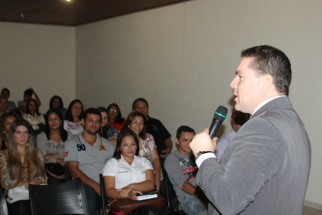 Michel Santos, treinador oficial da UP!, qualificado como Diamante conquistado em poucos meses como distribuidor, recebendo uma média de R$ 10 mil mês (Fotos: Ricardo Ojeda)