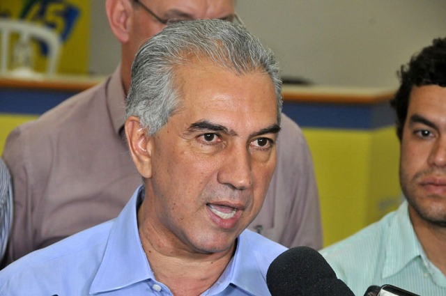 Azambuja vai pedir fechamento das fronteiras a Bolsonaro Azambuja disse que vai entregar a Bolsonaro o mesmo documento entregue a Dilma e Temer, que nada fizeram - Foto: Valdenir Rezende/Correio do Estado