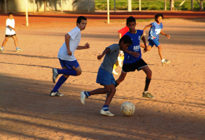Campeonato de futebol society começa no domingo (6) em Arapuá Aunos da escolinha de Arapuá
Foto: Assessoria de Comunicação