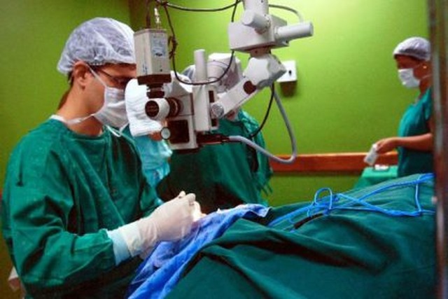 Saúde firma termo aditivo à contratualização do Hospital Auxiliadora para reduzir demanda oftalmológica