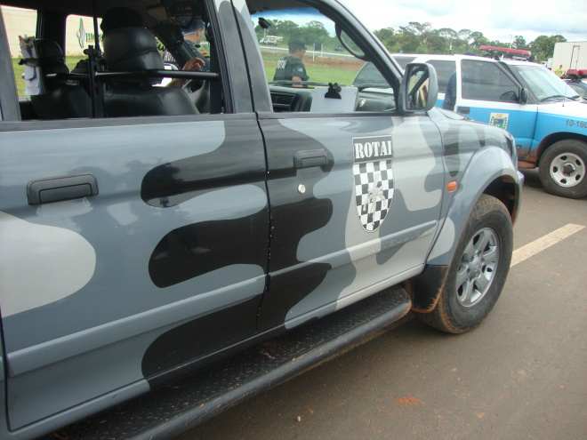 Polícia Militar de Três Lagoas registra duas ocorrências de tráfico de drogas PM e Rotai registraram duas ocorrências por tráfico de drogas, sendo realiozada a prisão de 02 pessoas (Foto: Assessoria PM)