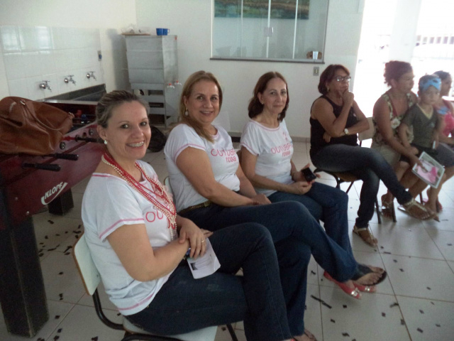 A intenção da campanha é alertar as mulheres sobre o câncer de mama e do colo do útero e prevenções (Foto:Assessoria)