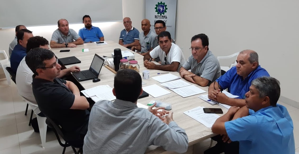Sindicato e Suzano não chegam a entendimento e Acordo Coletivo permanece em aberto Reunião do Sindicato com representantes da Suzano aconteceu ontem, 6. Foto: Divulgação