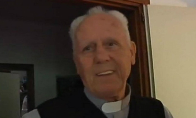 Padre Gino Flaim, de 75 anos. (Foto: O Globo).