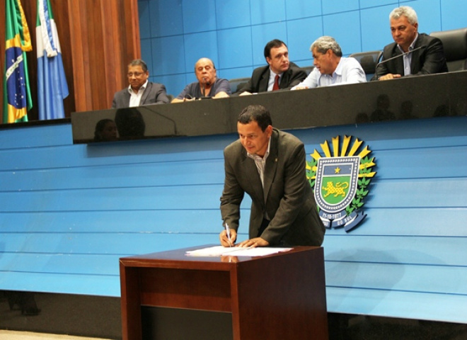 O evento aconteceu na Assembleia Legislativa e contou com a presença do Governador do Estado André Puccinelli (Foto: Divulgação/Assecom)