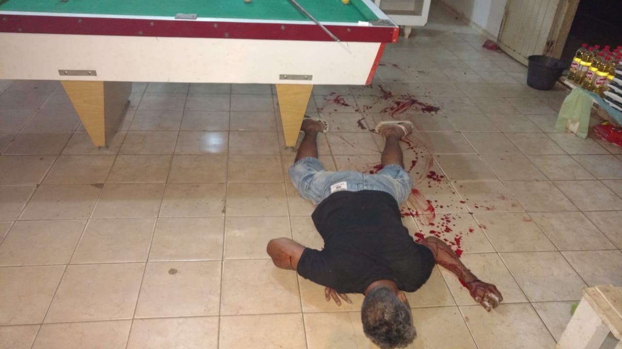 Crime ocorreu em um bar no bairro Vila Haro. (Foto: Divulgação/Polícia Militar).