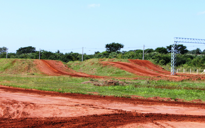 Obras de ampliação da pista do Arenamix começam nessa semana Pista do Arena Mix pode sofrer alteração no traçado após readequação para Etapa do Brasileiro de Motocross. Foto: Ricardo Ojeda