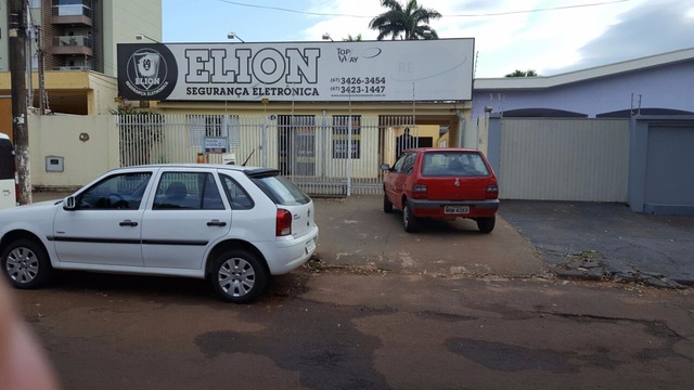 Dois dias após deixar cargo, ex-diretor na Agepen é preso em Operação do Gaeco Equipes do Grupo estiveram na empresa Elion Segurança, que faz monitoramento eletrônico e rastreamento de veículos. (Foto: Divulgação)
