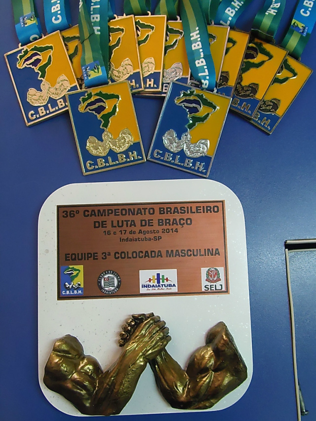 Atletas de Três Lagoas conquistam 29 medalhas em competição no interior Paulista Mais de 600 atletas de luta de braço de todo o País participaram da disputa do 36º Campeonato Brasileiro (Foto: Divulgação/Assecom)