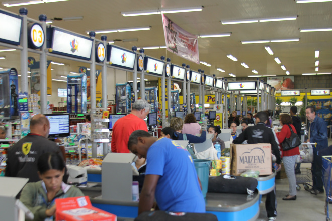 Loja da Avenida Clodoaldo Garcia deve se transformar em uma hipermercado.