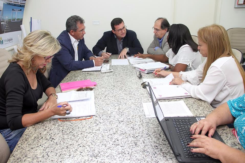 Prefeitura encaminha novo escalonamento ao Sinted e aguarda acordo Prefeitura encaminha novo escalonamento ao Sinted e aguarda acordo