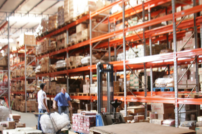 Depósito enorme nos 5 mil metros quadrados de logística