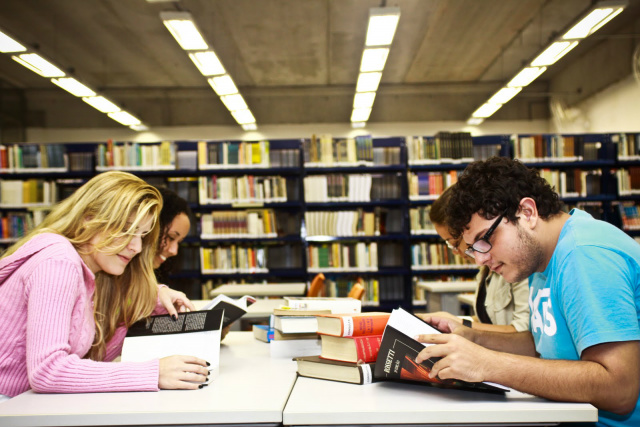 Inadimplência de estudantes e universidades cresce no 1º semestre Um ano antes, a inadimplência dos alunos tinha crescido 0,9 por cento sobre 2013. (Foto: Divulgação)