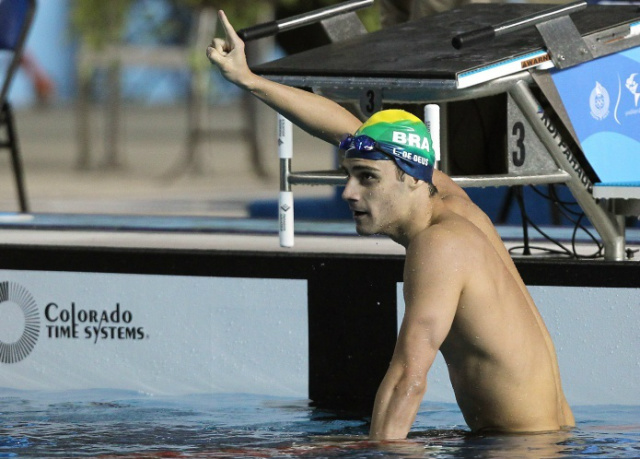 Na rodada de hoje, o Brasil, que tem 19 nadadores na briga por medalhas (Foto: Correio do Estado)