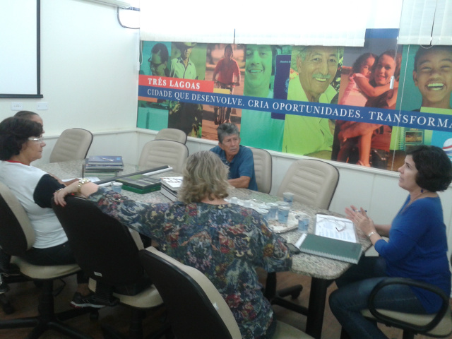 Prefeita se reúne com moradores do Bairro Jupiá nesta quarta-feira O objetivo da reunião foi ouvir as necessidades do bairro e agilizar melhorias para a população do local (Foto: Divulgação/Assecom)