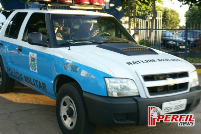 Policiais militares fizeram buscas, mas nenhum suspeito foi encontrado. (Foto: Arquivo/Perfil News).