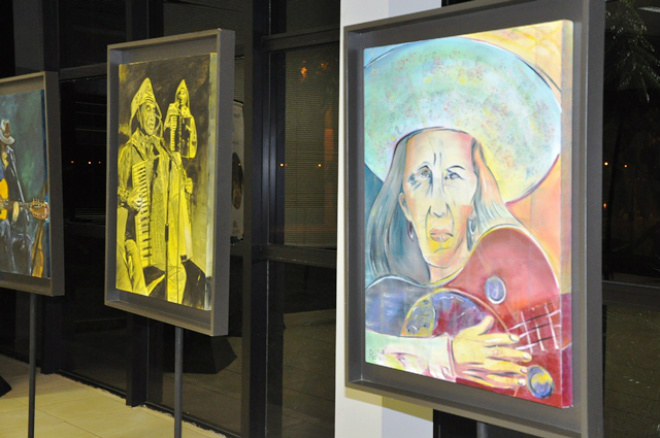 Exposições culturais encerram nesta sexta-feira Nesta exposição estão obras de artistas plásticos de Santa Fé do Sul (SP) (Foto: Divulgação/Assecom)