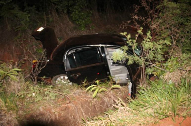 Com o impacto Airbag foram acionados amortecendo o impacto dos passageiros (Foto:Chapadense News)