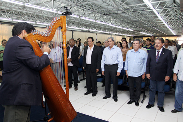 Em sete anos, governo de MS investiu R$ 13,7 milhões em projetos culturais Durante a cerimônia de assinatura dos convênios contemplados com R$ 2 milhões – totalizando R$ 5 milhões somente este ano, incluindo a primeira etapa, autorizada em maio (Foto: Rachid Waqued)