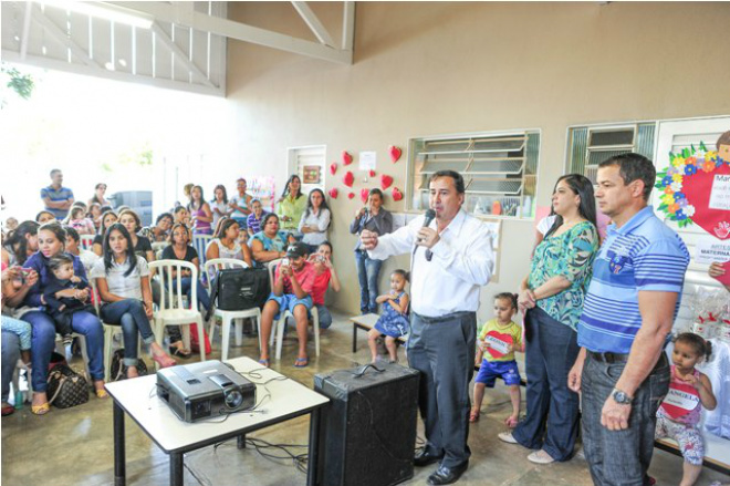 Vereadores participam de comemoração ao Dia das Mães Vereadores foram parceiros desse evento em comemoração ao dia das mães (Foto: Divulgação/Assecom)
