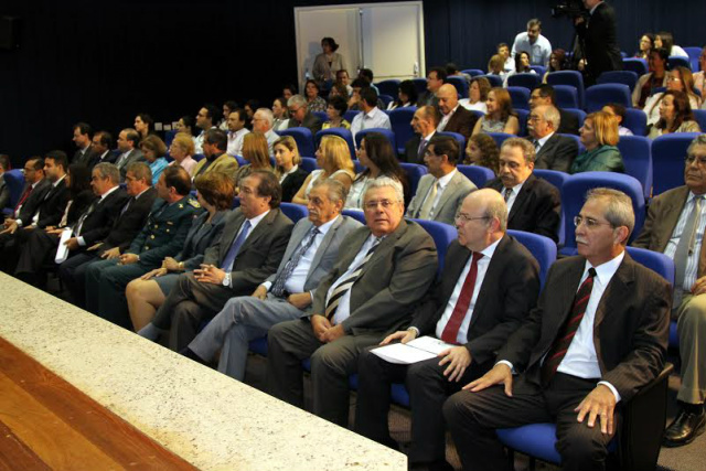 Novos Auditores Substitutos de Conselheiro tomam posse no Tribunal de Contas O plenário do TCE ficou lotado durante a cerimônia de posse dos novos auditores (Foto: Divulgação)