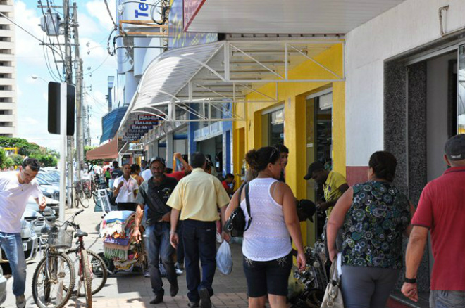 Dias das Mães deve movimentar R$ 190,4 mi no comércio de MS O levantamento aponta que 86% dos consumidores devem ir às compras em razão da data (Foto: Divulgação/Assecom)