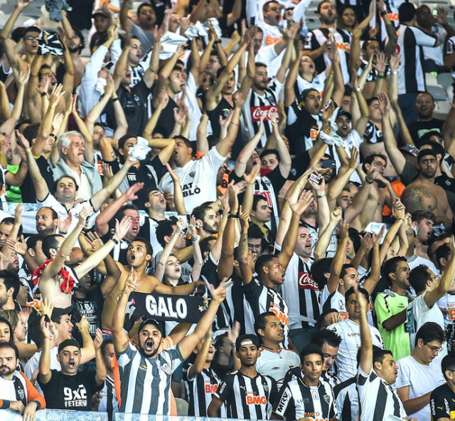 Festa no "salão": atleticanos se esbaldam em cantorias e provocações Torcida do Galo faz a festa no Mineirão ao conquistar a Copa do Brasil de 2014 (Foto: Globoesporte)