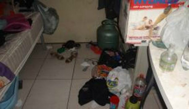 Haitianos e bolivianos estariam sendo obrigados a trabalharem à exaustão e em condições degradantes Os estrangeiros moravam no mesmo local onde trabalhavam e em condições degradantes (Foto: Agência Brasil)