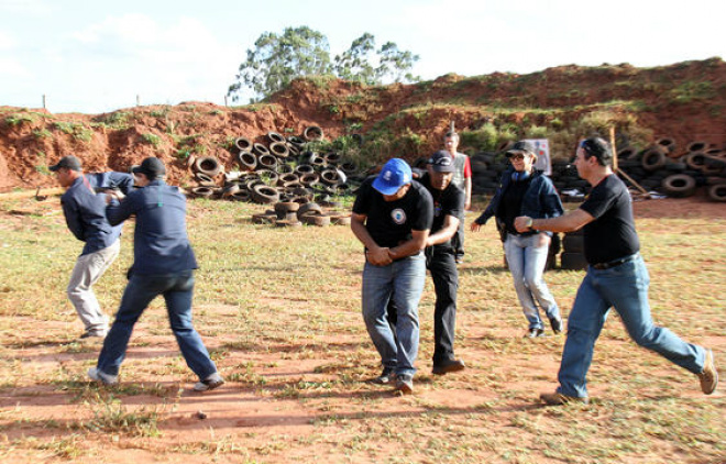 São 17 policiais militares de Mato Grosso do Sul e um policial militar da Bahia (Foto: Arquivo)