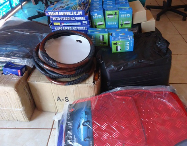 Polícia Militar Rodoviária apreende contrabando na MS 164 Os produtos foram apreendidos mediante confecção de um Termo de guarda e serão encaminhados para a Receita Federal (Foto: Divulgação/PM MS)