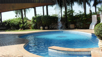 Área de lazer do Vila Romana conta com piscina, jogos e espaço para churrasco. Foto: 7even Comunicação