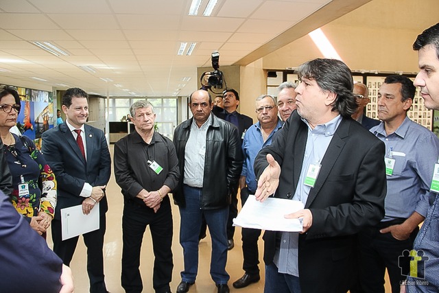 Prefeitos estão atentos ao prazo para emendas ao orçamento de 2019 O presidente da Assomasul (Associação dos Municípios de Mato Grosso do Sul), prefeito de Bataguassu, Pedro Caravina. Foto: Divulgação