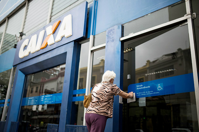 Caixa sobe juros para financiamento da casa própria pela 1ª vez no ano A Caixa aumentou os juros para financiamento de imóveis (Foto: Divulgação/Folha de S. Paulo)
