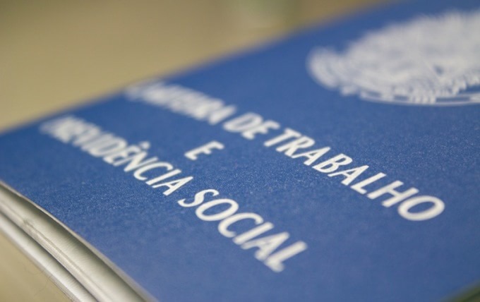 MS tem o pior resultado em geração de empregos desde 2015 e é o único Estado do Brasil que mais demitiu do que contratou MS tem o pior resultado em geração de empregos desde 2015 e é o único Estado do Brasil que mais demitiu do que contratou