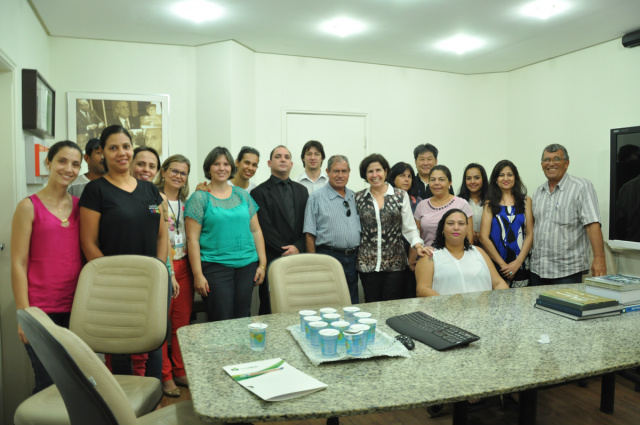 Prefeita dá posse aos membros do Conselho Municipal de Direitos da Pessoa com Deficiência Prefeita dá posse aos membros do Conselho Municipal de Direitos da Pessoa com Deficiência