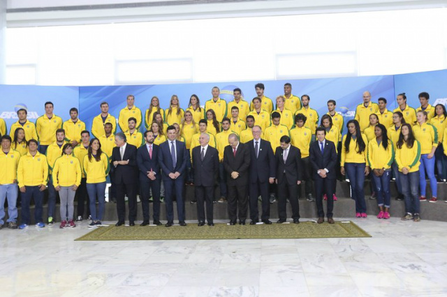 Palácio do Planalto recebeu a visita de 58 atletas olímpicos do Brasil nesta quarta-feira.(Foto: Brasil2016)