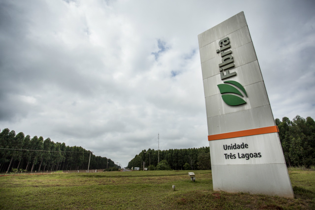 A unidade da Fibria em Três Lagoas tem contribuído para os resultados positivos. (Foto: Divulgação) 