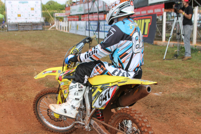 Confira as fotos do treino livre da categoria MX1