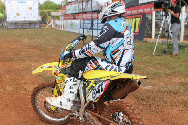 Confira as fotos do treino livre da categoria MX1