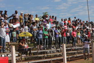 Público acompanhou atentamente todas as baterias do Campeonato.