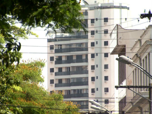 Em relação a agosto, volume financiado caiu 7,8% (Foto: Cesar Fontenelle/EPTV)