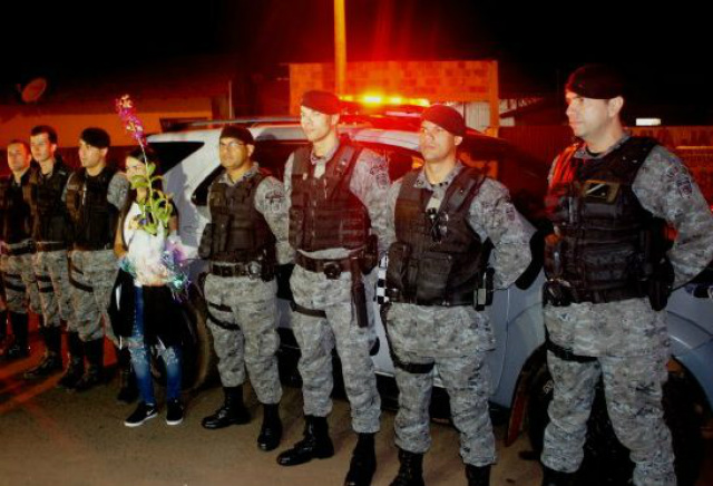 Beatriz Eulália Felix Cavalcante foi homenageada pelos policiais da ROTAI de Três Lagoas. (Foto: assessoria)