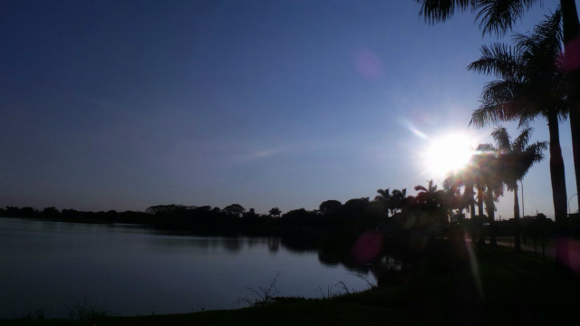 Imagem registrada da orla da Lagoa Maior na manhã de hoje (29). (Foto: Ricardo Ojeda).
