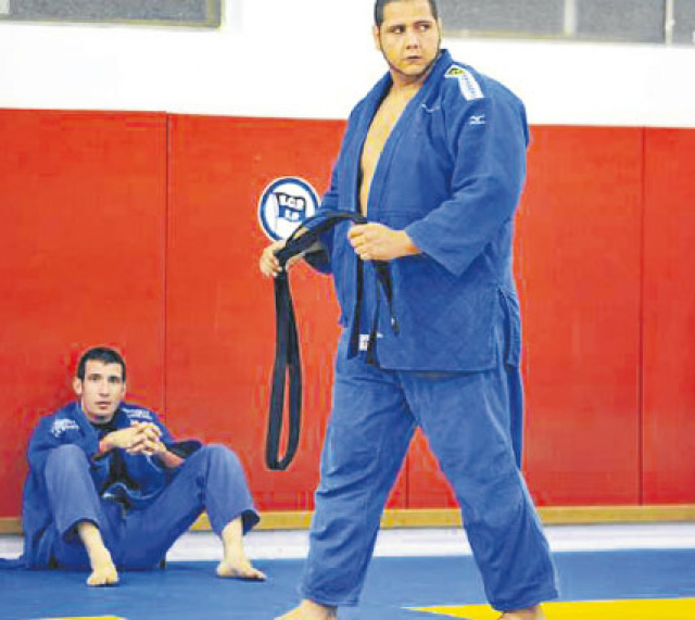 Rafael Silva busca medalha para o Brasil no Mundial Seu principal adversário pela medalha de ouro será o judoca francês Teddy Riner, hexacampeão mundial (Foto: Correio do Estado)