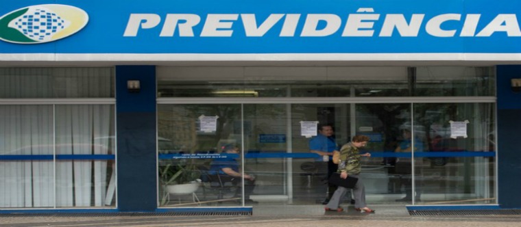Pente-fino deve gerar economia de R$ 20 bilhões nas contas do INSS Pente-fino deve gerar economia de R$ 20 bilhões nas contas do INSS