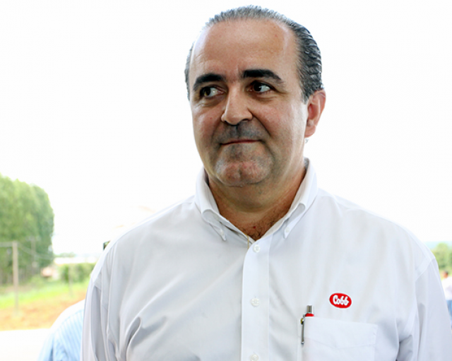 André inaugura MS-324 e garante escoamento de produção e impulsiona polo moveleiro De acordo com o diretor-executivo, a chegada do asfalto dará condições inclusive de ampliar essa unidade instalada em Água Clara. (Foto: Assessoria de Comunicação)