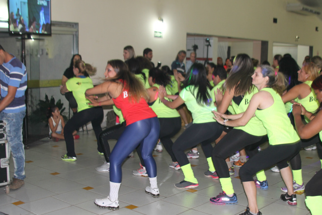 Zumba é uma opção para quem quer se exercitar dentro de ambientes climatizados. (Foto: Fabio Jorge/Arquivo Perfil News)