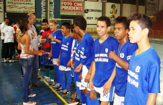 Atletas que estão participando dos Jogos Estudantis 