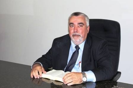 Prefeito de Água Clara tem bens bloqueados para garantir o pagamento de multa de 800 mil reais Edvaldo Alves de Queiroz (Tupete), prefeito de água Clara. (Foto: Divulgação).