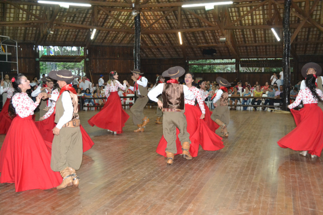 O encontro irá até o domingo (01). Dentro da programação haverá  danças típicas. (Foto: Assessoria)